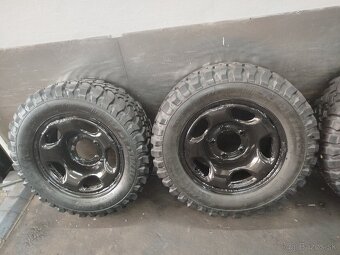 Predám offroad sadu 5x139.7 R16 235/60 R16 vzor 1cm - 3