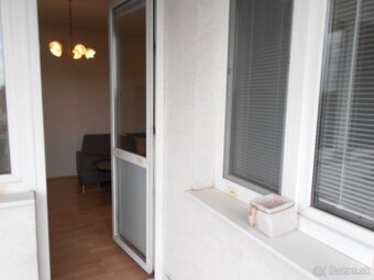 Prenájom 2 izb. byt, parkovanie bezplatne, Staré Mesto - 3