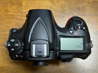 Nikon D810 + MB-D14 - 3