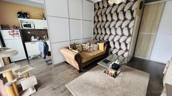 Predám 2-izbový byt “Nová Radvaň” - 3