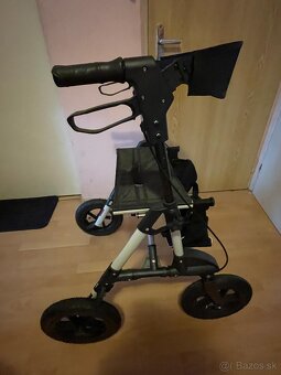 Rehabilitačná pomocka - 3