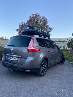 Renault Grand scénic III 1.5 dCi K9K - 3