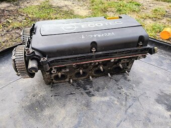 Predám hlava motora na Opel Zafira b ,Vectra , Astra - 3