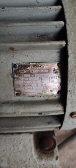 Predám elektromotor 2.2 kw MEZ - 3