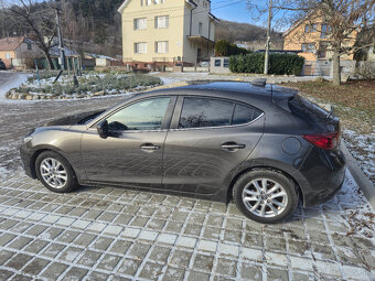 Mazda 3 - 3