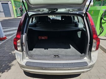 Predám Volvo V50 Aut,2.0D, 100kW, 2009 - 3