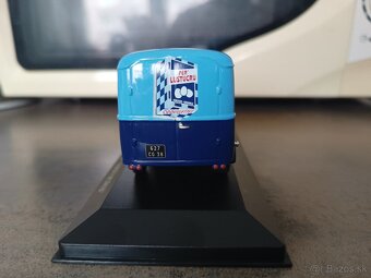 1:43 Renault 1000kg - 3