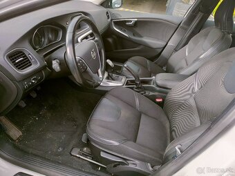 Volvo V40 D3 2,0 110kw - Náhradní díly - 3