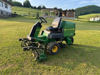 Kosačka John Deere 2243 - 3