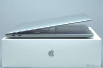 ZÁRUKA/Macbook Pro 13.3"/I5 2.3GHZ/8GB RAM/128GB SSD/CZ - 3