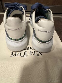 Alexander McQueen - 3