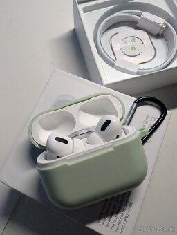 Airpods pro 2 + FREE - 3