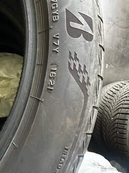 235/50 r20 bridgestone letné 4ks 6mm - 3