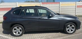 BMW X1 xDrive 20i (4x4) Luxury - 3