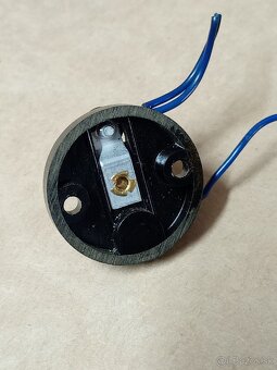 Objímka E10 - 3
