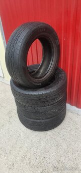 Predám celoročné pneu.215/65R16H Dezén 5,4mm - 3