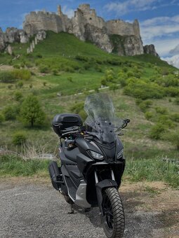 aprilia sr gt 125 - 3