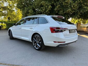 Škoda Superb kombi L&K - 3