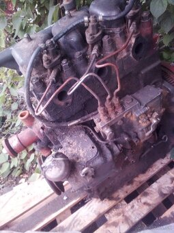 motor zetor 5201 trojvalec - 3