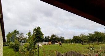 Na predaj usadlosť na veľkom pozemku, stavebné - 3