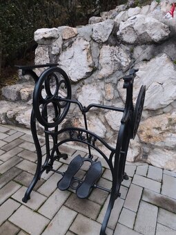 150 ročná konštrukcia šijací stroj F&R - 3