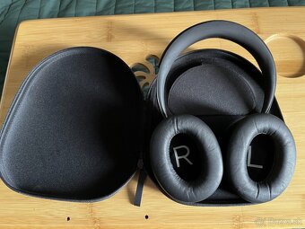 Bose Noise Cancelling Headphones 700 - 3