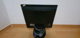 Predám 17" LCD monitor NEC - 3