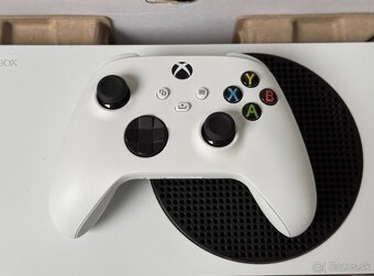 Xbox Series S - 3