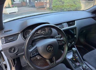 ŠKODA OCTAVIA 2.0 TDI RS - 3