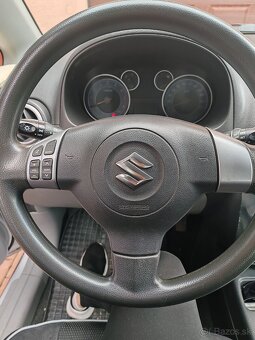 Suzuki Sx4 - 3