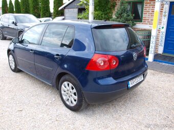 Volkswagen Golf 1.6 FSI Trend - 3