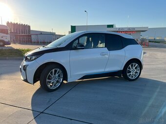 Elektrická BMW i3 - 3