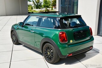 MINI COOPER SE 135KW PANORAMA 1 MAJITEL - 3
