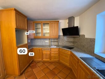 Moderná kuchynská linka so spotrebičmi - 3