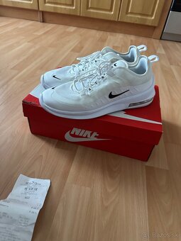 Nike Air Max Axis - 3
