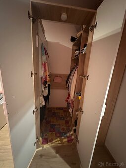 Šatnikova skriňa - 3