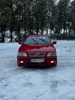 Predám Volvo s40 2.0T - 3
