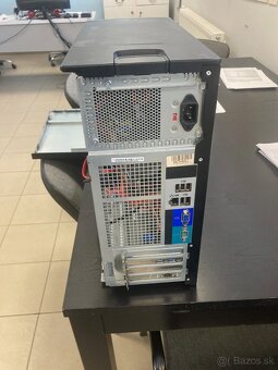 DELL power edge T100 - 3