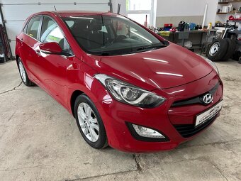 Hyundai i30 1.6i 99kw VYHŘ.SEDAČKY ALU PO ROZVODECH SERVISKA - 3