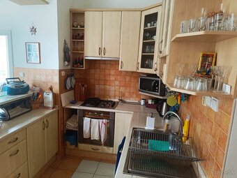 Veľký 2 izbový byt Hlavná, 98m2 - 3