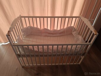 Detská postieľka s matracom a mantinelom - 3