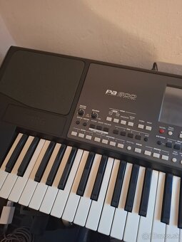Predam klavesy korg pa 600 - 3