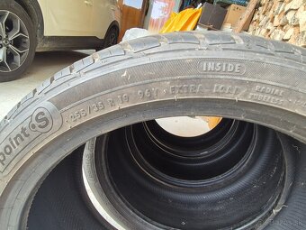 255/35 R19 - 3