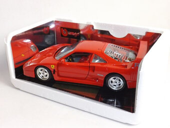 Ferrari F40 1:18 BBurago - 3