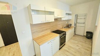 PRENÁJOM 2 IZBOVÝ BYT /54 M2/ SEVER/ BALKÓN /PIVNICA - 3