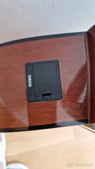 Elektroakusticka gitara YAMAHA - - 3