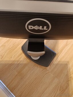 Monitor Dell U2713HM, 2560x1440 - 3