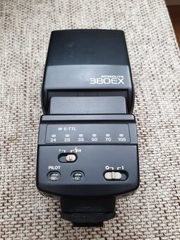 Canon EOS 1200D + objektív + blesk + taška - 3