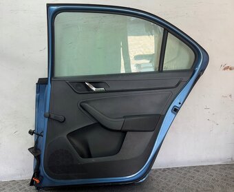 Škoda Rapid 2012- liftback pravé zadné dvere - 3