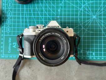Olympus OM-D E-M10 Mark IV + objektívy - 3